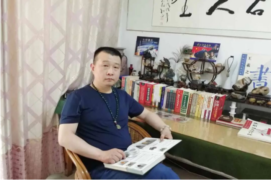收藏達人丨“石荒者”的快樂人生——王正衛奇石藏品賞析