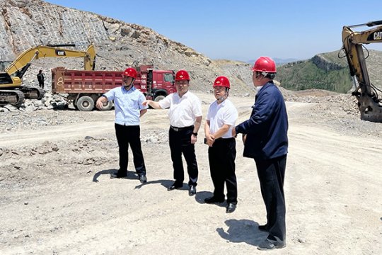 李遠清帶隊到馬家寨礦業督導復工復產工作