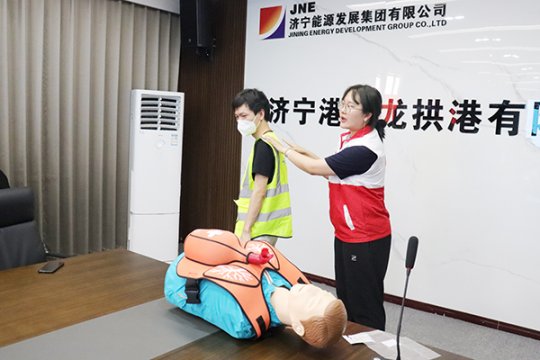 龍拱港舉辦應急救援知識專項培訓