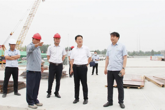 王崇景到龍拱港調研項目建設
