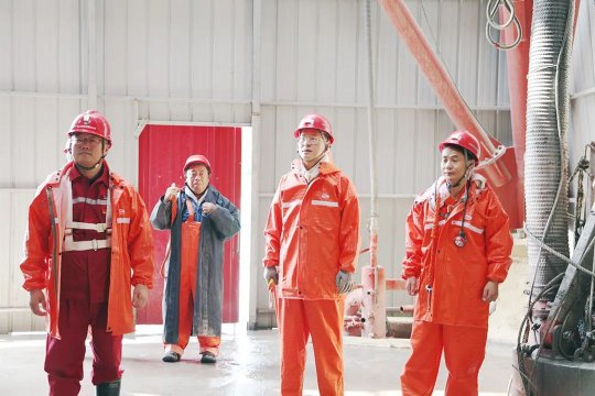 王崇景到陽城技改項目督導工程建設情況