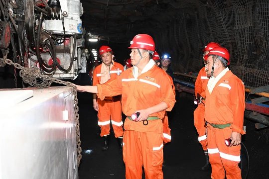張廣宇到金橋煤礦、龍拱港調研指導工作