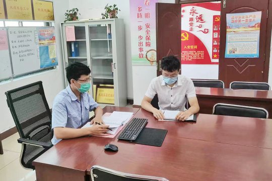 運河煤礦丨為連休返崗職工系好“安全帶”