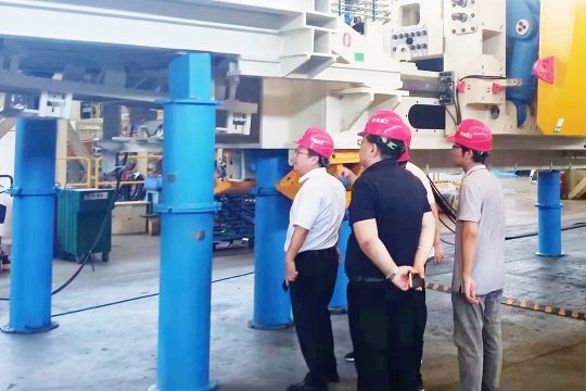 濟寧能源考察組到鐵建重工考察交流