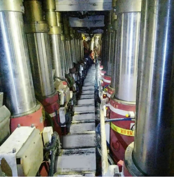 陽城煤電丨液壓支架有了行人扶手