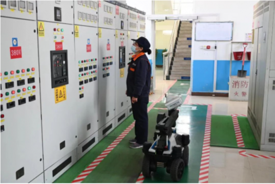 順利通過3個月的試用期，霄云煤礦5G“智能巡檢機器人”正式“上崗”