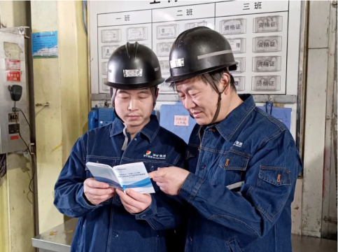 人手一本，安居煤礦“口袋書”成為職工學習“掌中寶”
