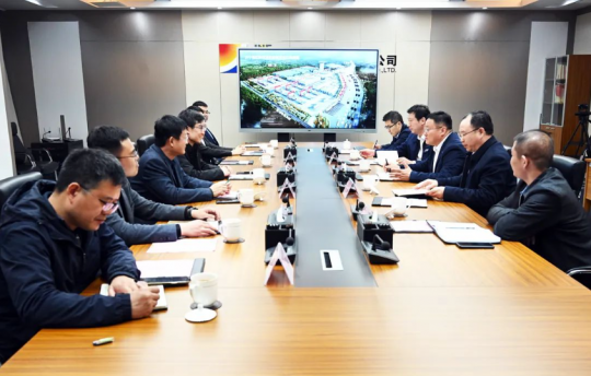 山東交通學院領導一行到濟寧能源調研座談