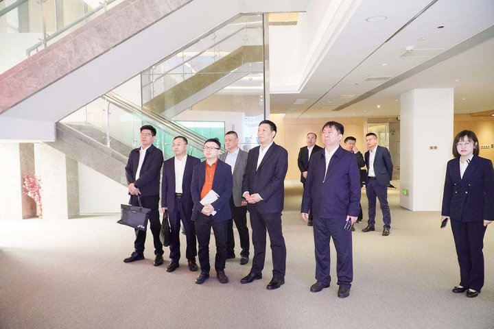 張廣宇在廈門市開展商務活動