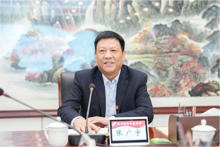 張廣宇參加義橋煤礦領導班子民主生活會，并到井下檢查指導工作