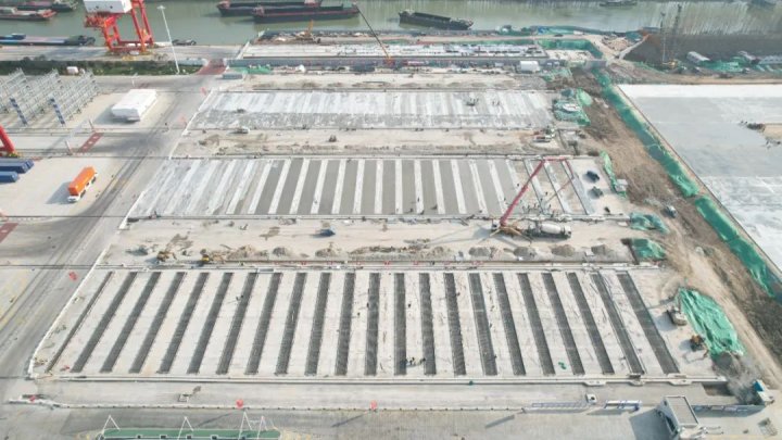 火熱現場！港建公司龍拱港項目刷新進度條