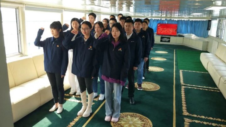 讓時代見證青春的力量——金橋煤礦開展“五四”青年節系列主題團日活動