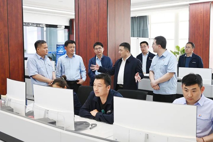 金橋煤礦組織開展雨季災害性天氣應急搶險及井下水害事故停產撤人綜合演練活動