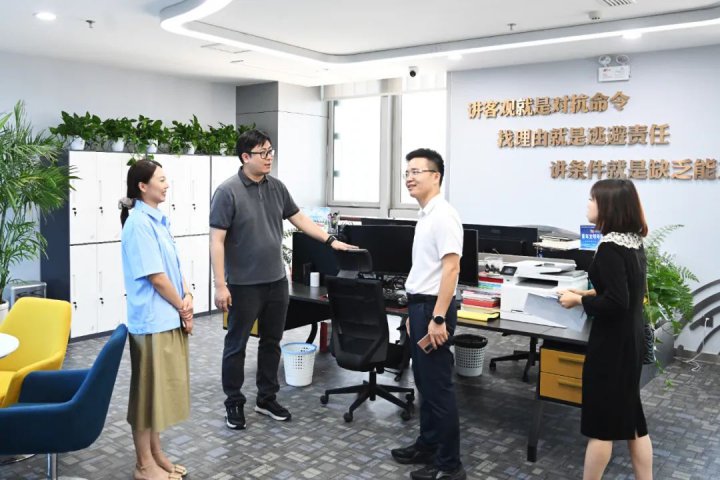 湖南星辰在線到訪濟寧能源融媒體中心考察交流