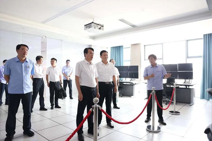 龐建棟到龍拱港調研指導工作
