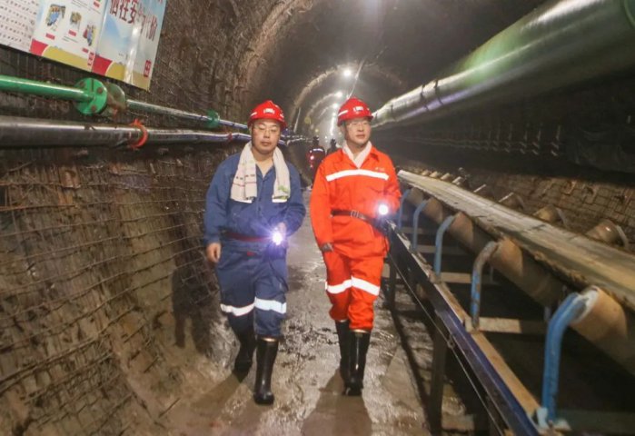 王崇景“四不兩直”到陽城煤電督導檢查工作