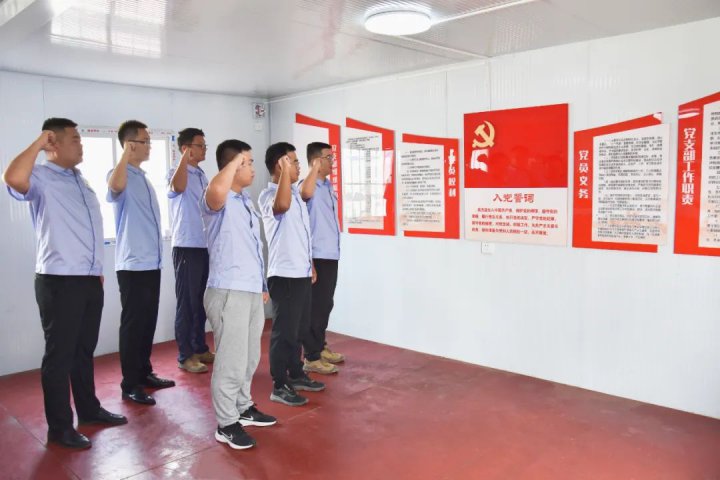 支部建在項目上，港建公司打造項目建設“紅色引擎”