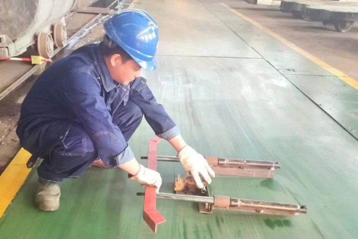 2.0版本！陽城煤礦單軌吊防撞裝置再升級