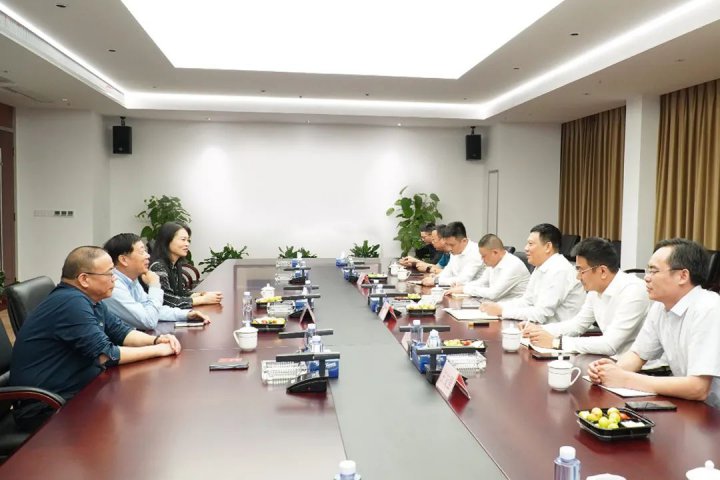 張廣宇赴上海市、江陰市走訪重點企業，推進產業合作