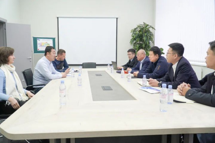 張廣宇帶隊到俄羅斯開展商務活動
