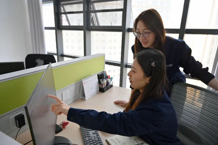 季度之星丨張旭：招標戰線上的“鐵娘子”