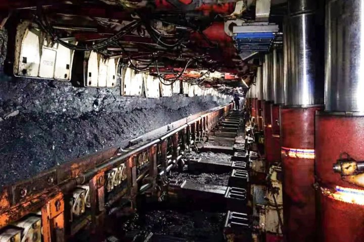 凝心聚力！金橋煤礦多措并舉打贏“老巷”攻堅戰