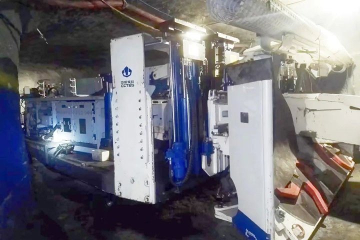 再創新紀錄！朱家峁煤礦快掘機組半煤巖月進尺達821米