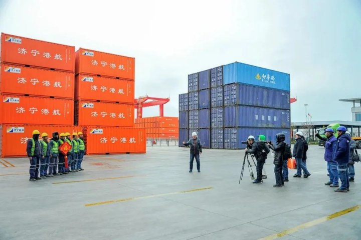 走進基層送祝福，濟寧能源這場“攝影文藝”活動很給力