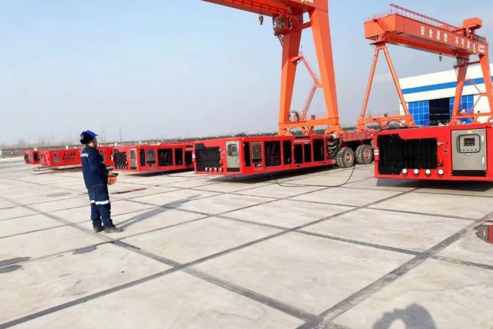 新能船業模塊車并車一次成功