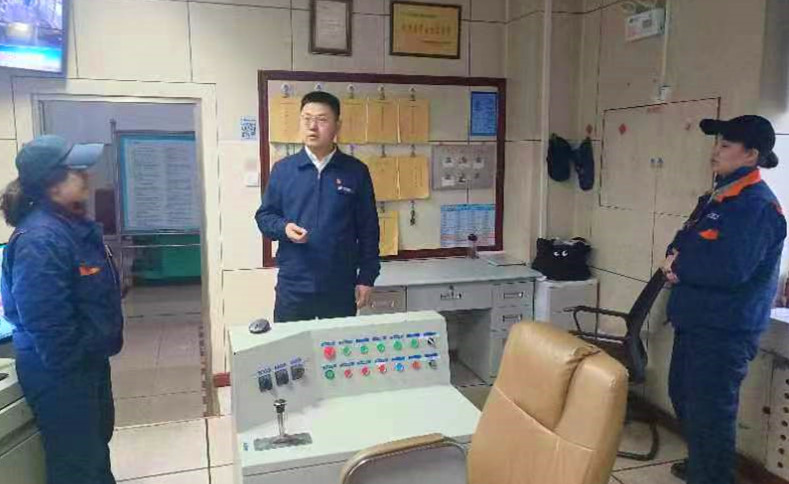 3月7日，辛光明到機電工區調研指導工作_副本.jpg