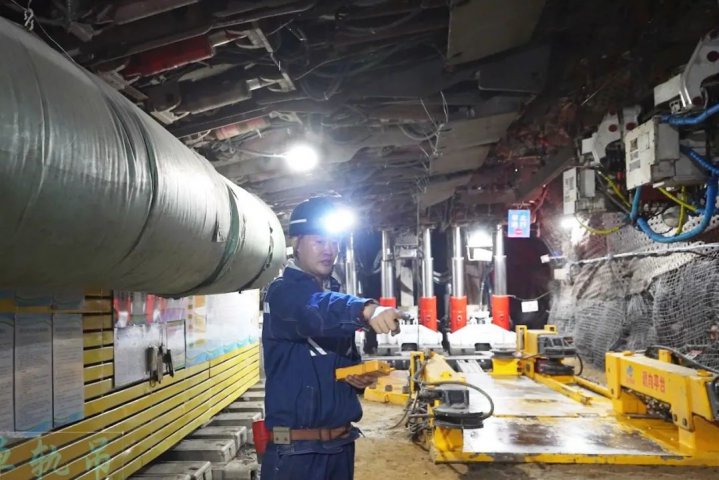 工藝改革，安居煤礦工作面回撤實現本質安全