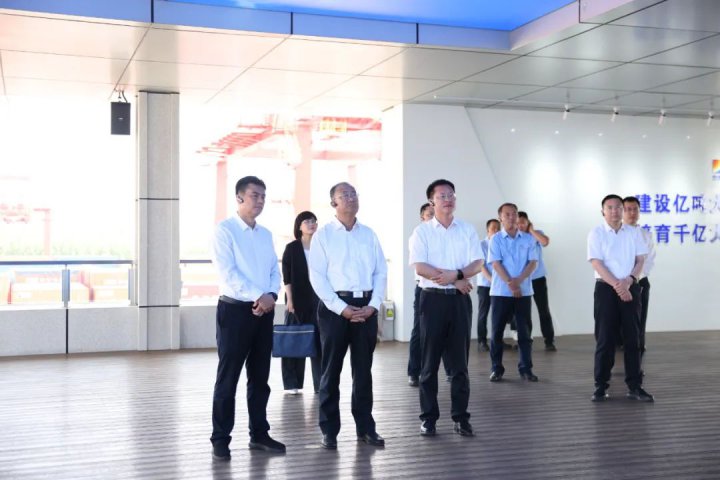 省人力資源和社會保障廳領導到龍拱港調研指導工作