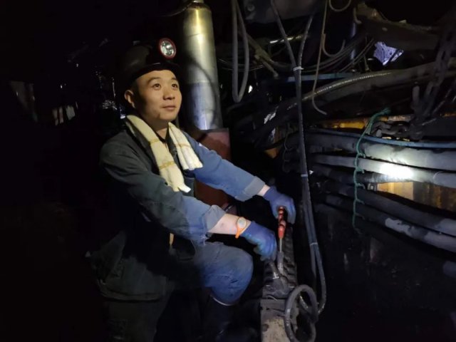 最美班組長丨張國光：身為一名班組長，理應搶著干，帶頭干