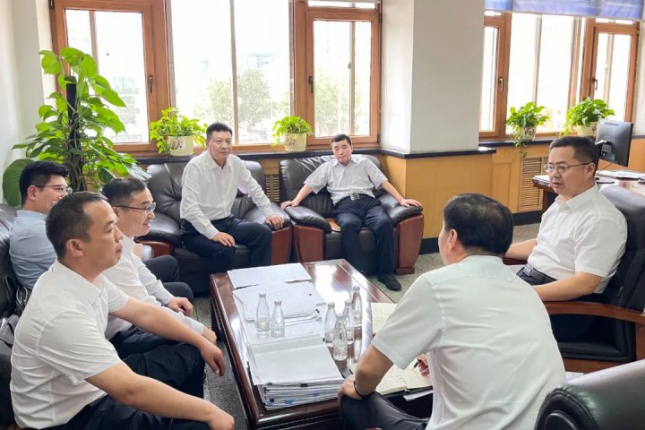 張廣宇帶隊到中國鐵路濟南局集團走訪交流