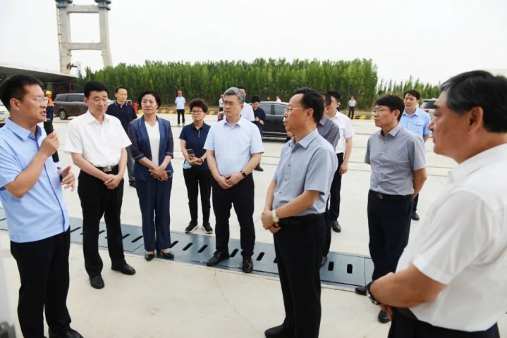 山東省政協領導到濟寧能源集團調研指導