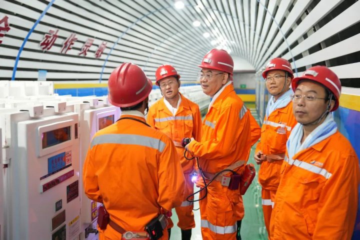 國家礦山安全監察局山東局領導到陽城分公司檢查指導工作