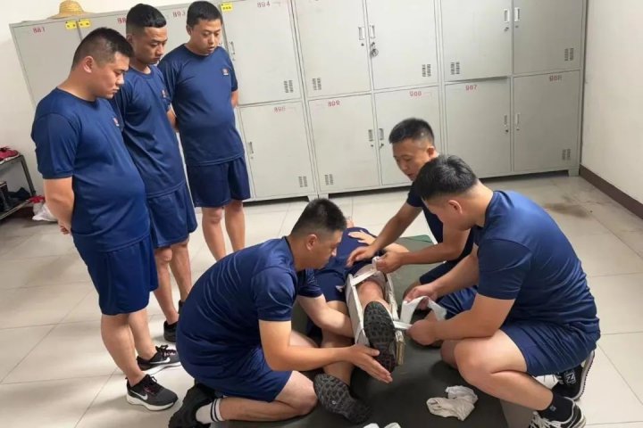 “沙場秋點兵”，濟礦集團救護中隊組織開展應急救援集訓