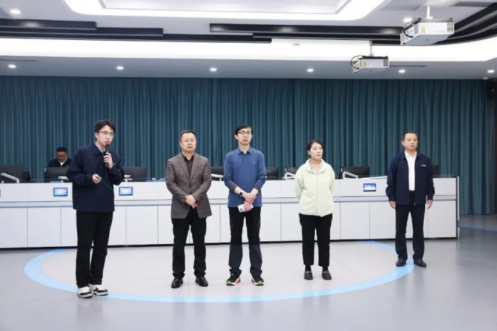 交通運輸部信息中心專家到濟寧能源集團調研數字化轉型工作